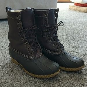 LL Bean shearling boots EUC sz 10